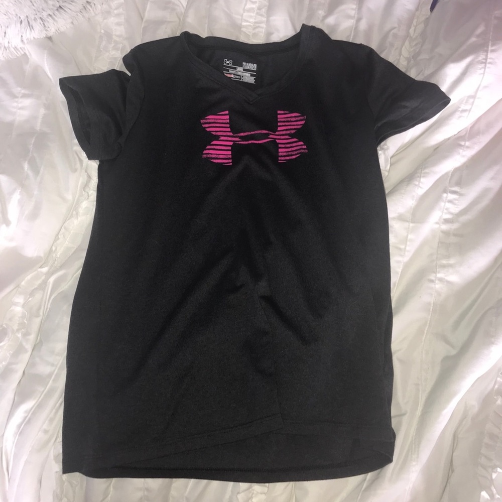 Girls Under Armour T-shirt